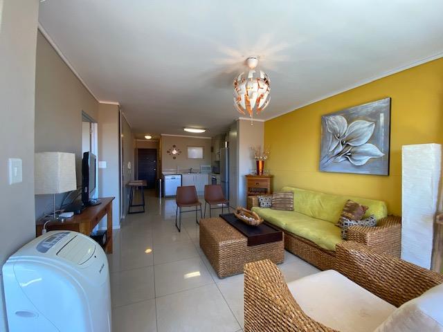To Let 2 Bedroom Property for Rent in Sea Point Western Cape